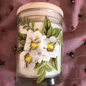 Bee and Willow candle